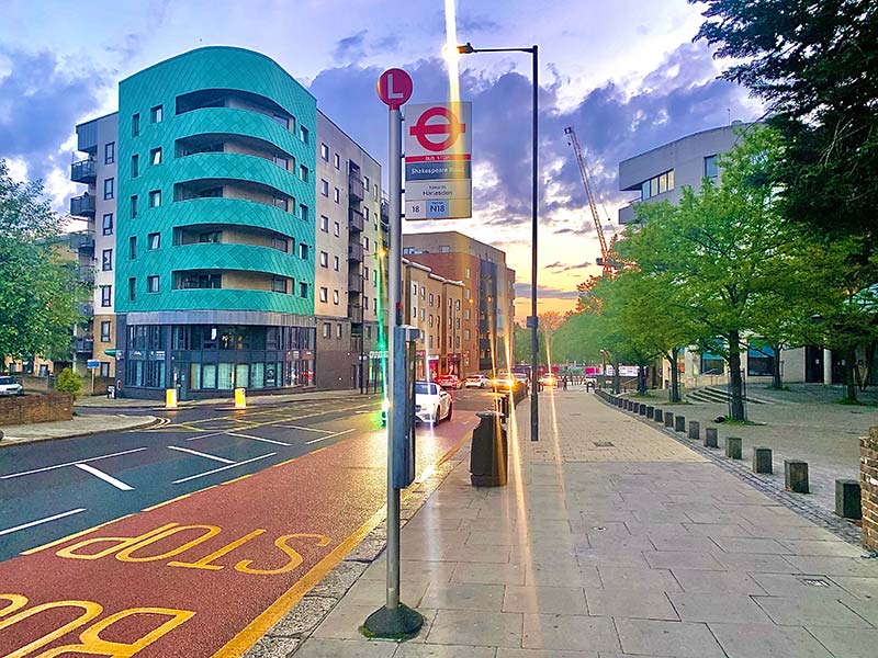 shakespeare road bus stop